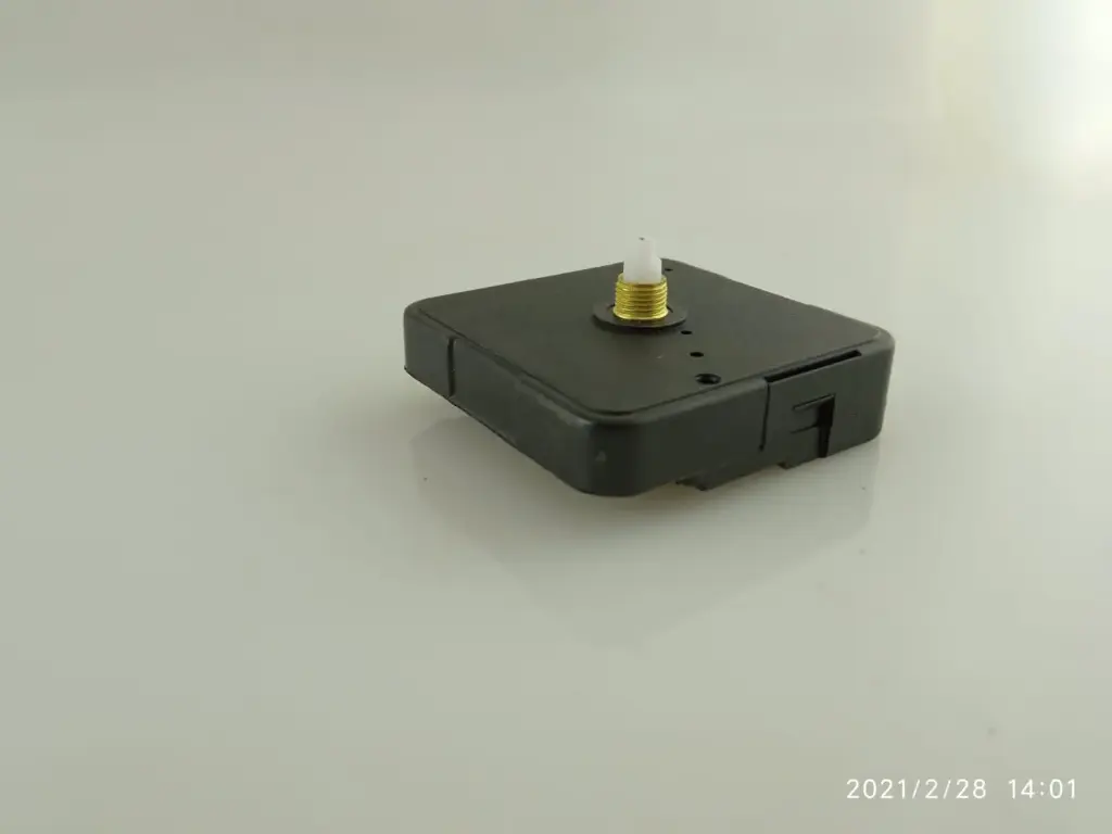 مكن ساعة زور 5 مم 