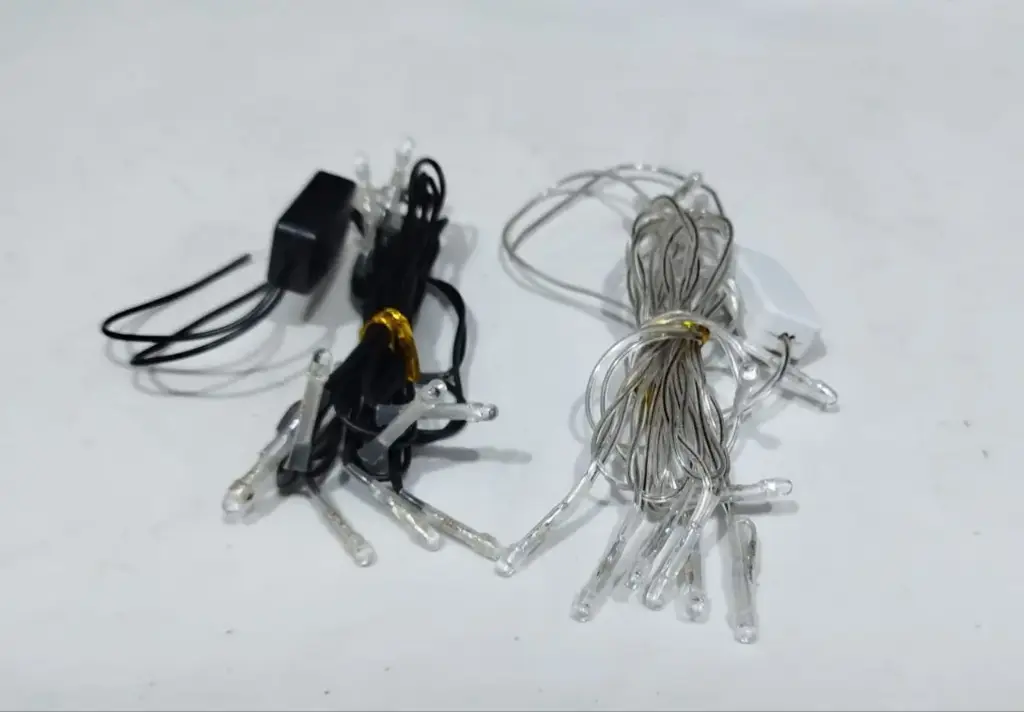 سريا بيضاء ثابته 1.5 متر 