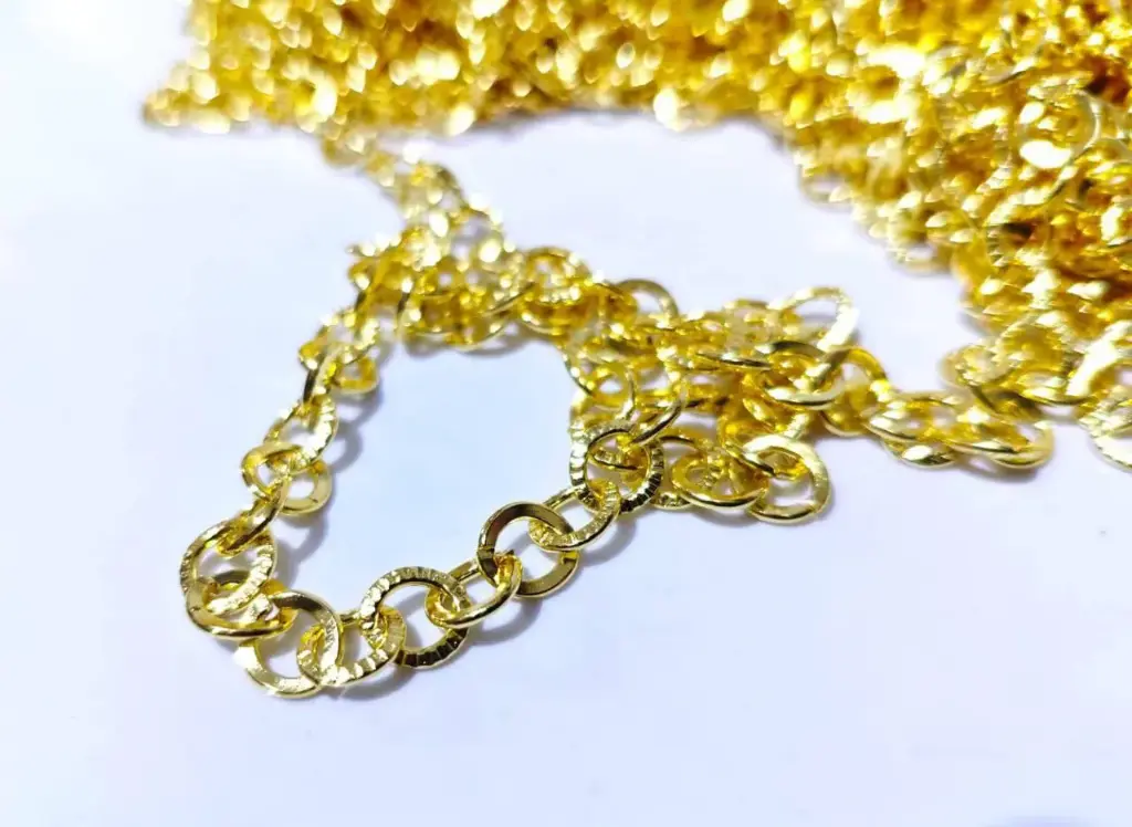 سلسلة دهبي منقوش  